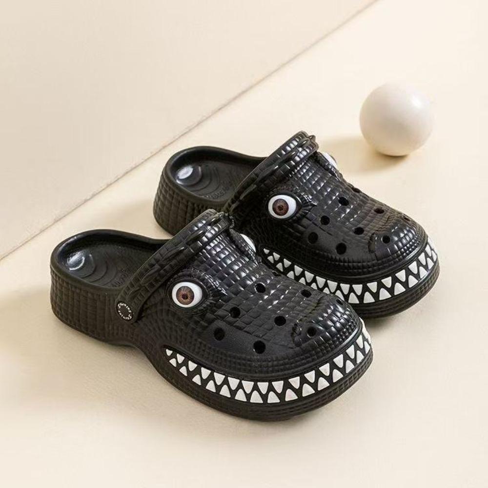 Crocodile Shape Kids Slippers Breathable Beach Slippers Children s Sandals  For Boys Aged 4-7 30-31 чёрный oanieg36