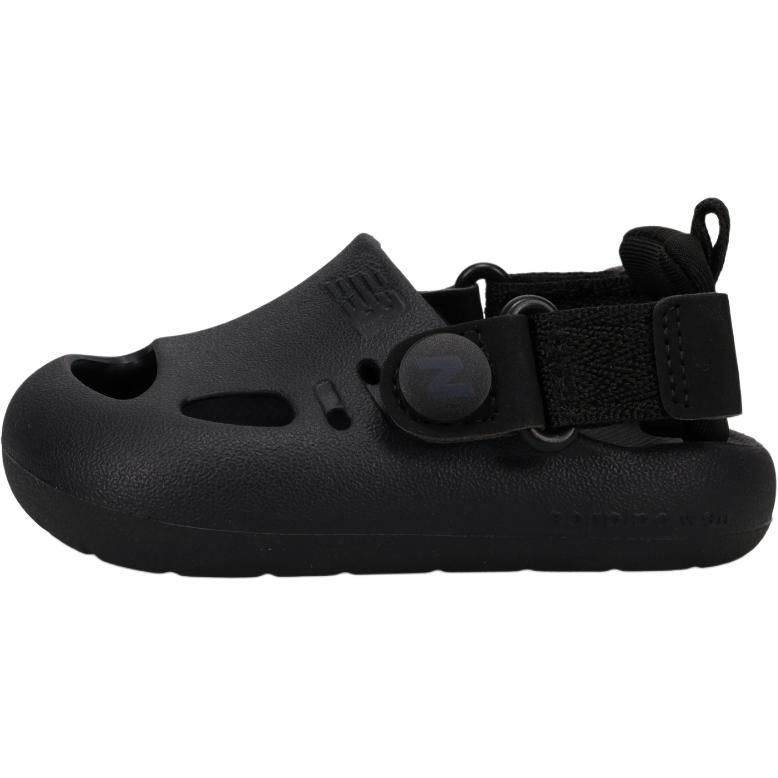 Детские кроксы New Balance из износостойкого материала Черные SYCLGA1 30 black