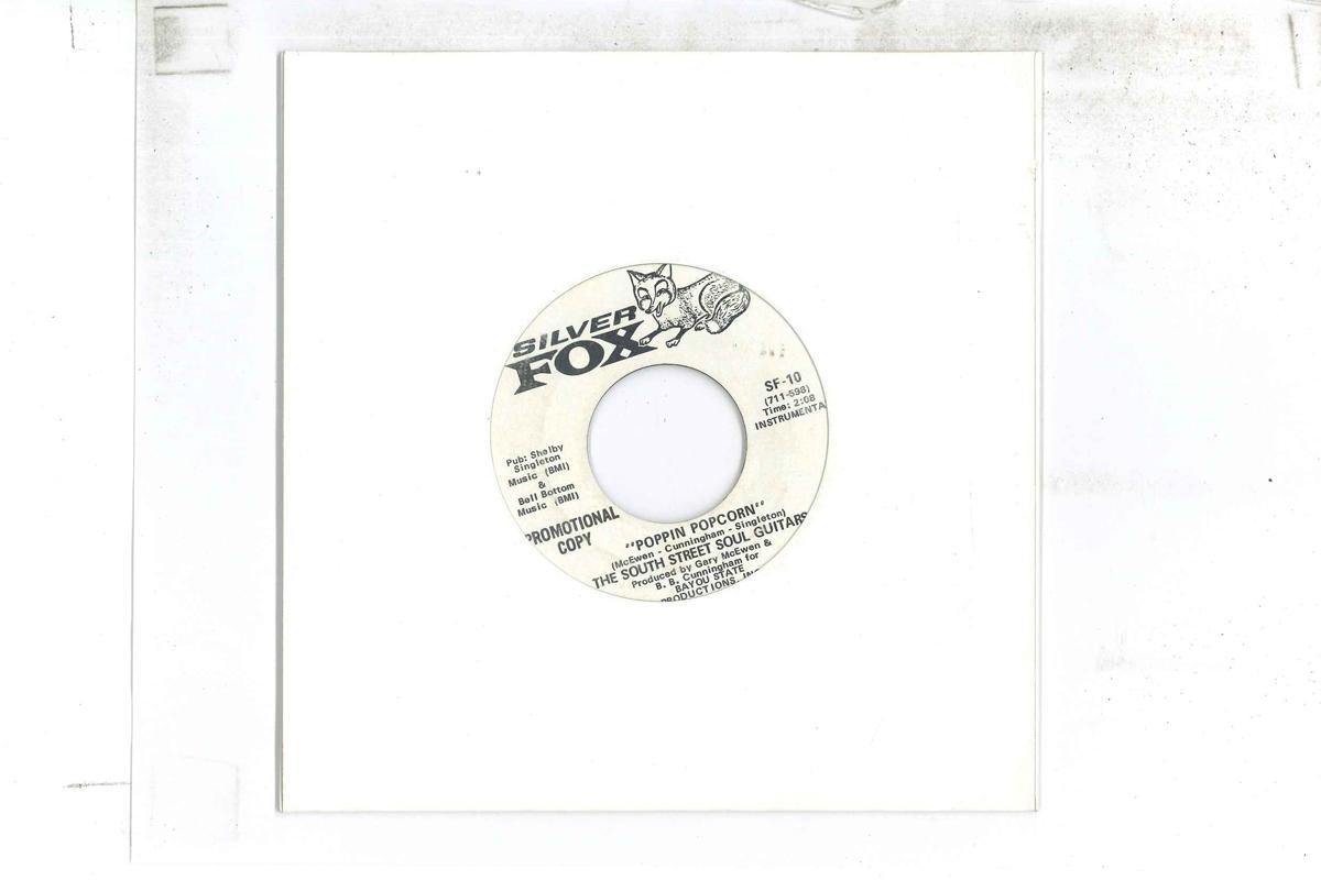 7inch Record SOUTH STREET SOUL GUITARS  Poppin Popcorn SF10 SILVER FOX 1969 US SoulFunk Used white RecordCityJP