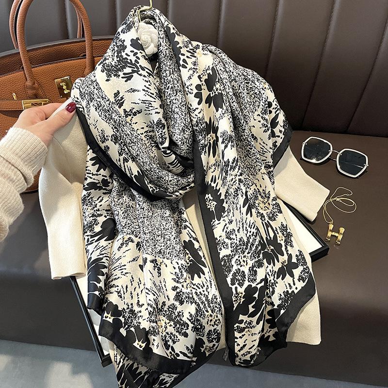 Silk scarf Retro floral imitation silk brocade long scarf with shawl extended beach towel female sun protection 90x180 бежевый Silk City Scarf