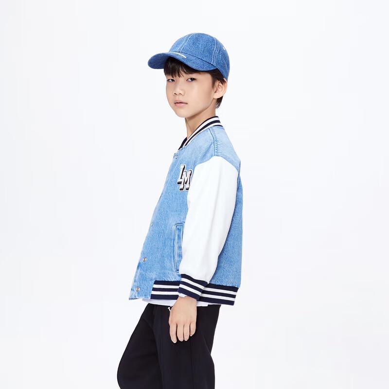 Little MO&Co. Джинсовая бейсбольная куртка для мальчиков из хлопка 130 джинсовый синий JDST online