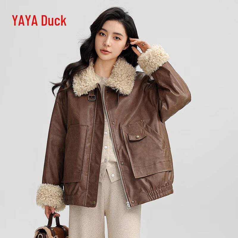 Женский короткий пуховик из искусственной кожи YAYA с меховым воротником S кофейный