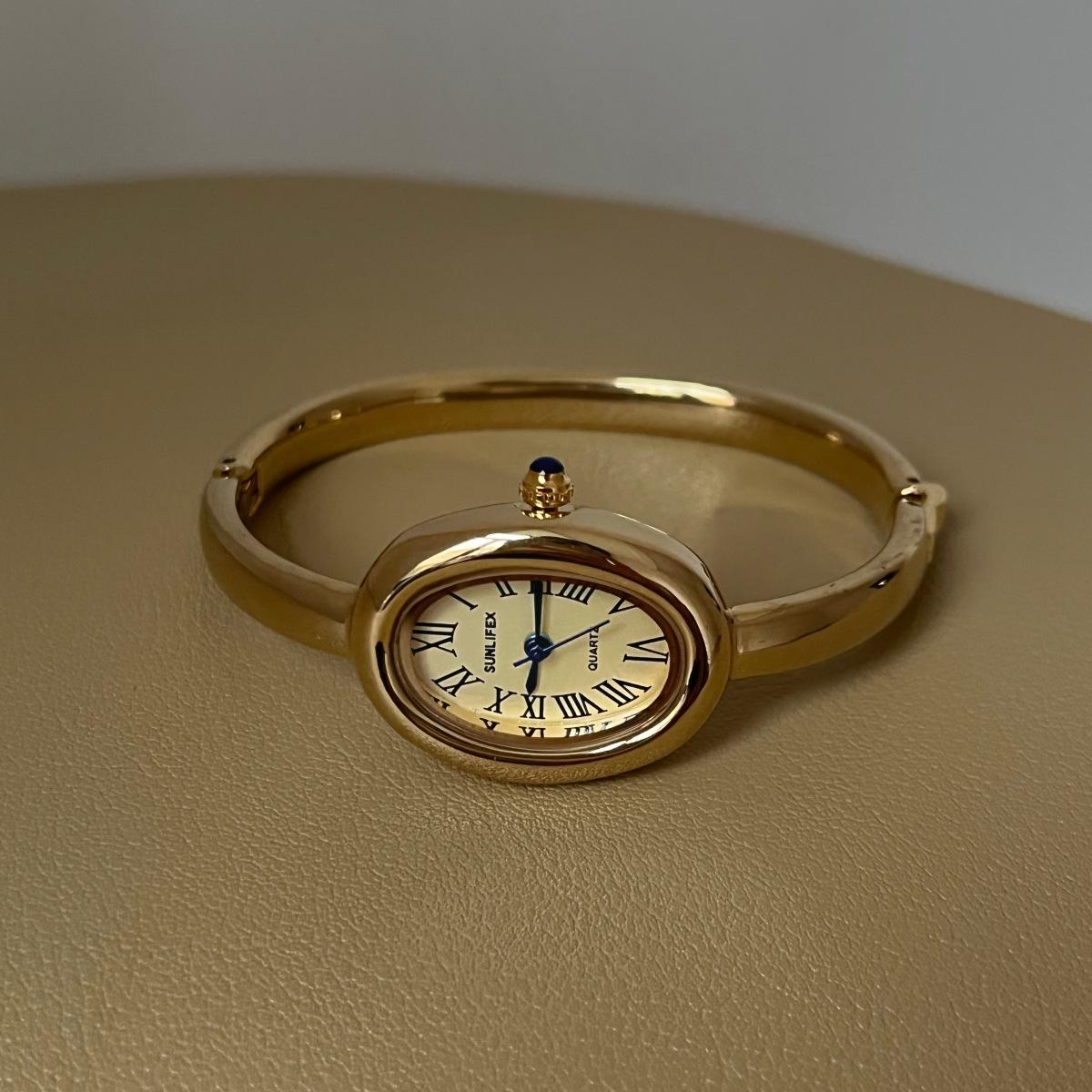 Женские кварцевые часы Роскошные римские цифры Reloj Минималистичные простые овальные часы Женские часы из нержавеющей стали Orologio Золотой корпус Наручные часы brown KITCHEN-MALL