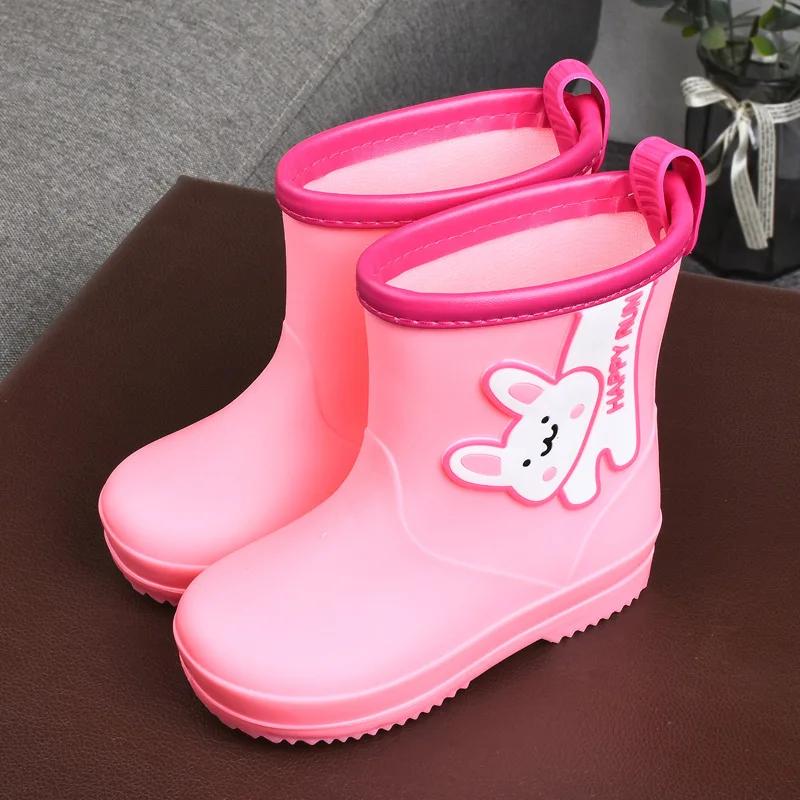 Ботинки Bota Girl Shoe Kid Rain Shoes Cute Cartoon Boy Girl Soft Non-Slips Rubber Boots Plush warm Kids Rain Shoes PVC Waterproof Water Boots 25-insole15cm розовый Sole Style