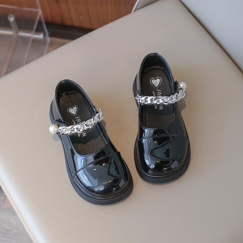 Детские туфли для девочек 26 чёрный Gtime Shoes