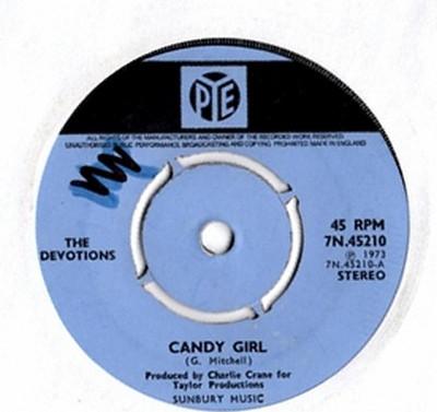 7-дюймовая пластинка DEVOTIONS (4) - Candy Girl 7N45210 Pye Records 1973 UK Поп Б/У RecordCityJP