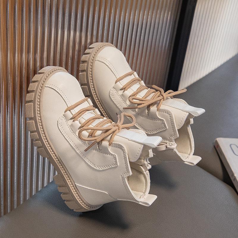 Новые осенние детские кожаные ботинки на мягкой подошве 26 white Gtime Shoes