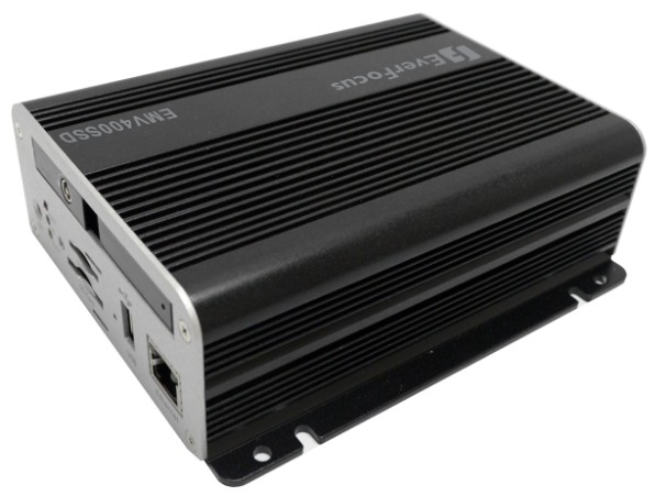 Видеорегистратор EverFocus EMV-400SSD транспортный мобильный AHD/960H 4 видео + 4 аудио, Linux OS, H.264, скорость записи, 100к/сx1080P/720P/960H