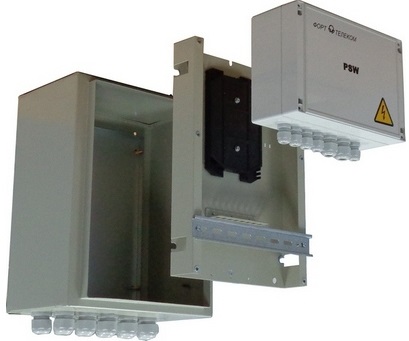 Шкаф TFortis CrossBox-1 Металлический  с установленым оптическим кроссом  для PSW