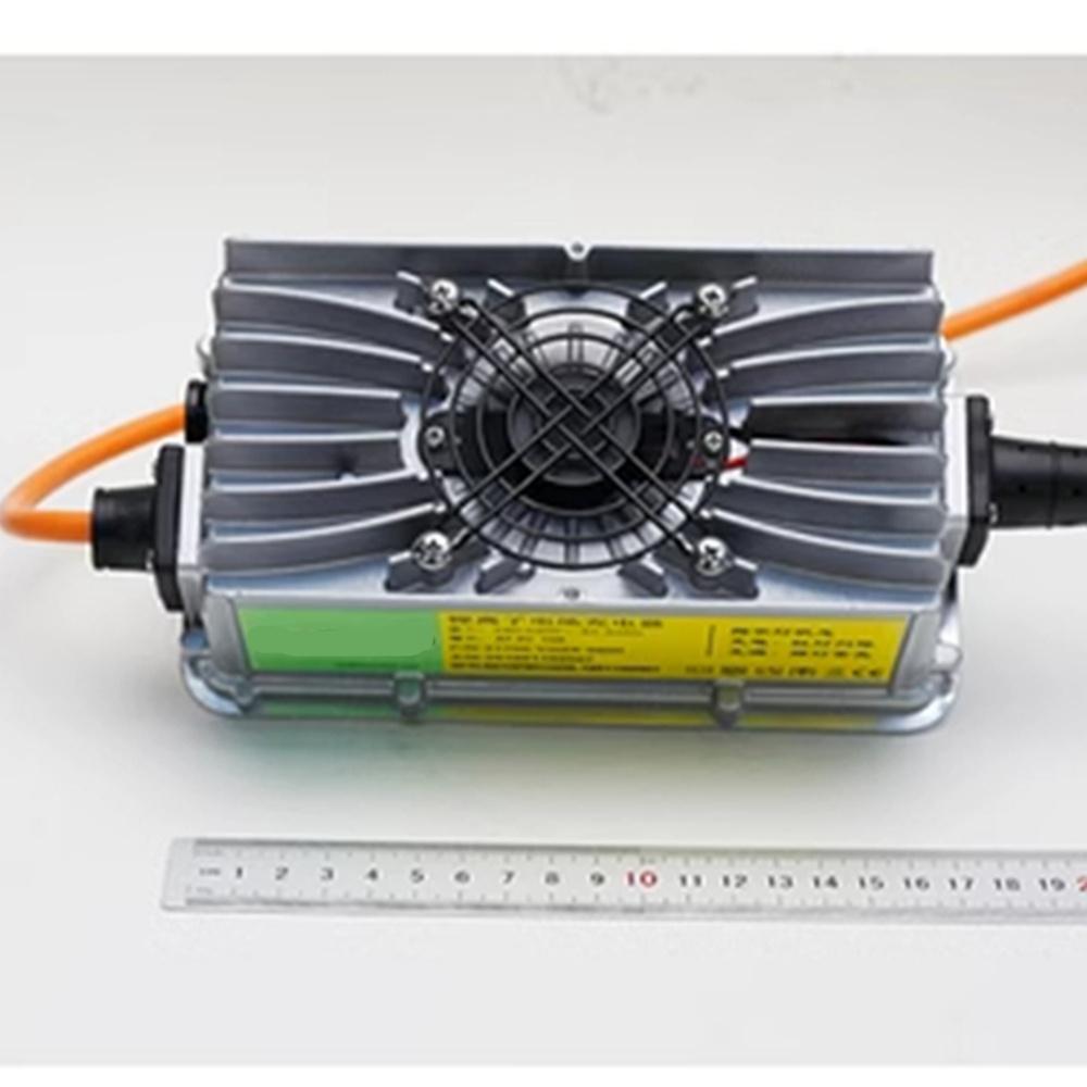 Зарядное устройство 67,2 В 10 А для литий-ионного аккумулятора Sur-Ron Surron Light Bee X 21700-YQ2A-0800 gray happybuySE