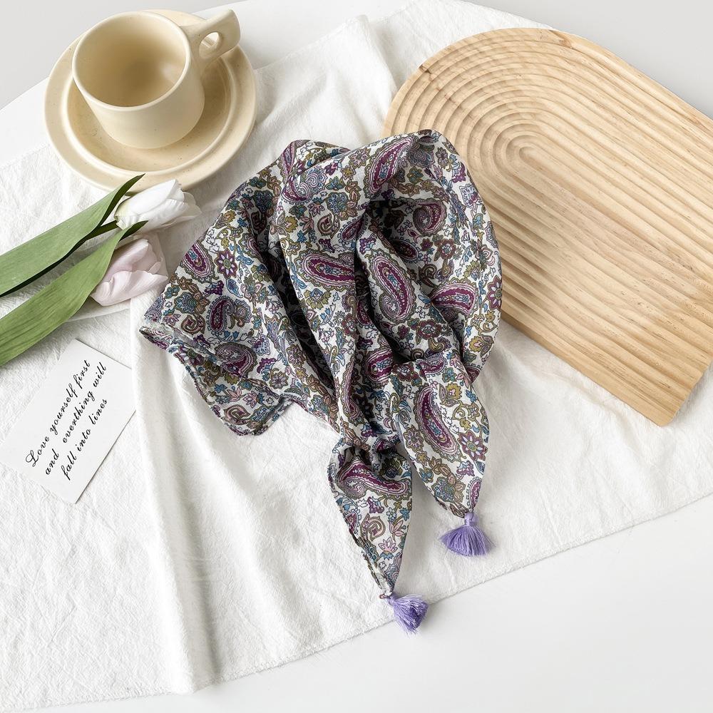 58 * 58 см Four Seasons Available New Fresh Baotou Towel Cashew Ароматный цвет Контрастный дышащий солнцезащитный шелковый шарф Легкий треугольный шарф 58*58cm black XBHBAG