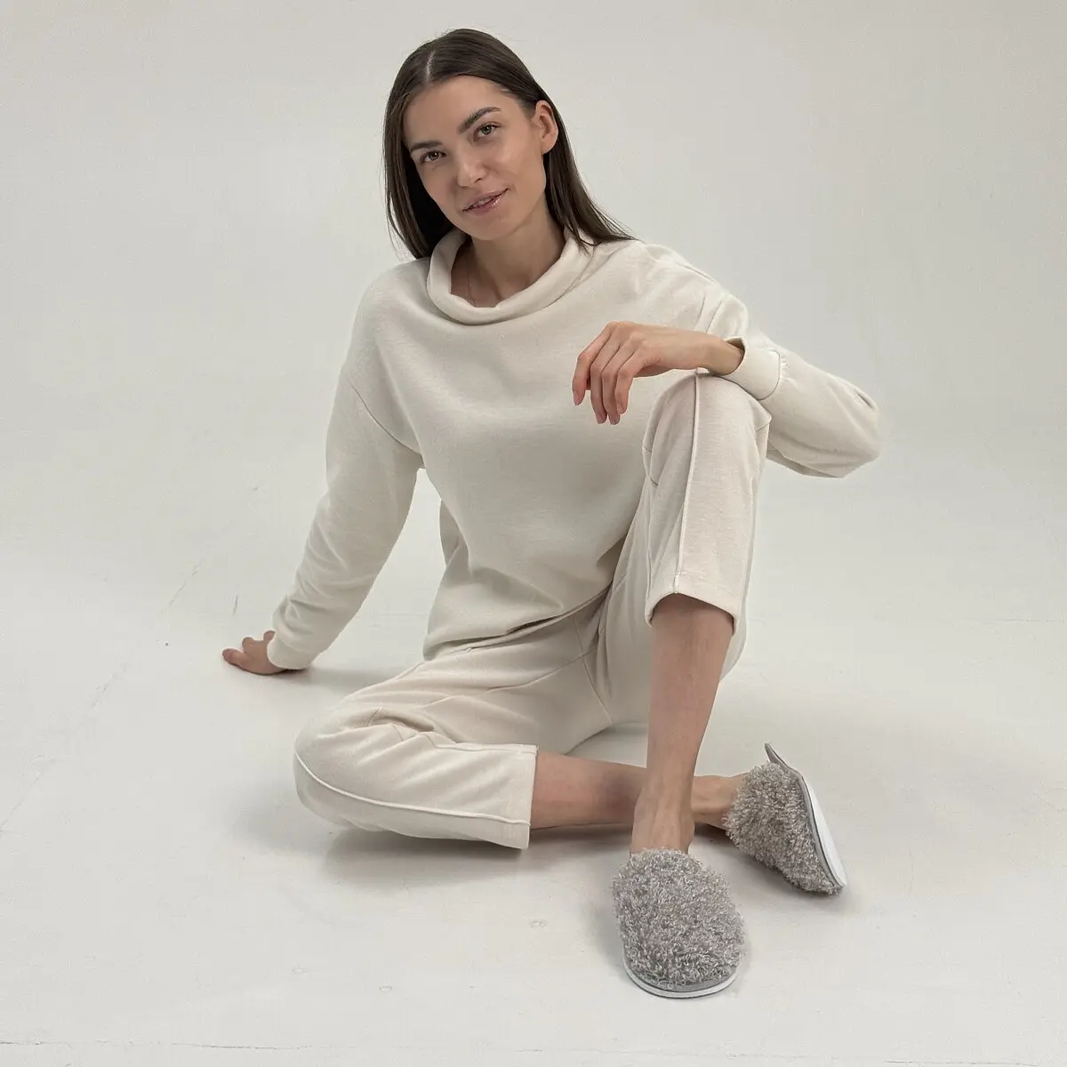 Тапочки TapModa из искусственного меха серые