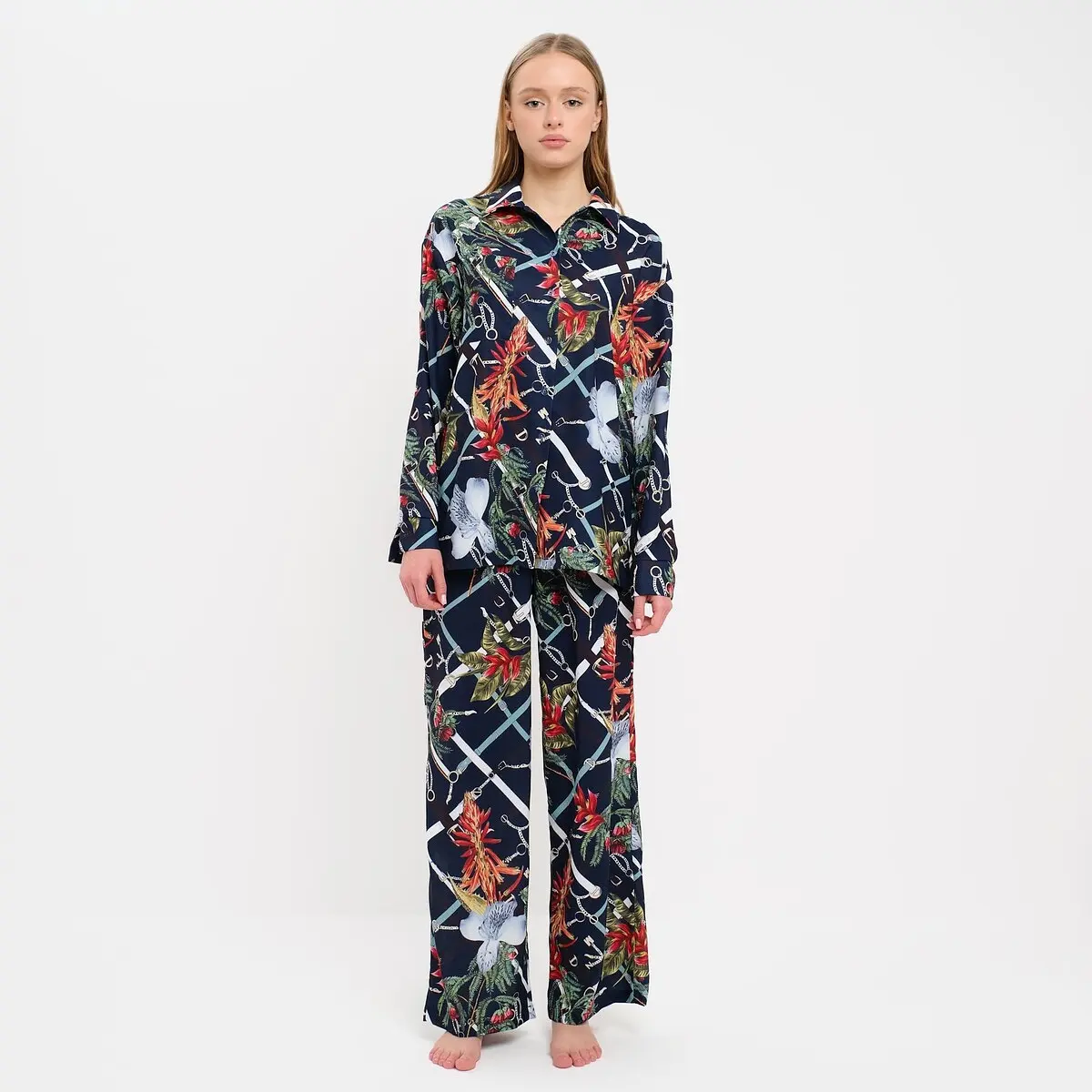Пижама KAFTAN с цветочным принтом синяя