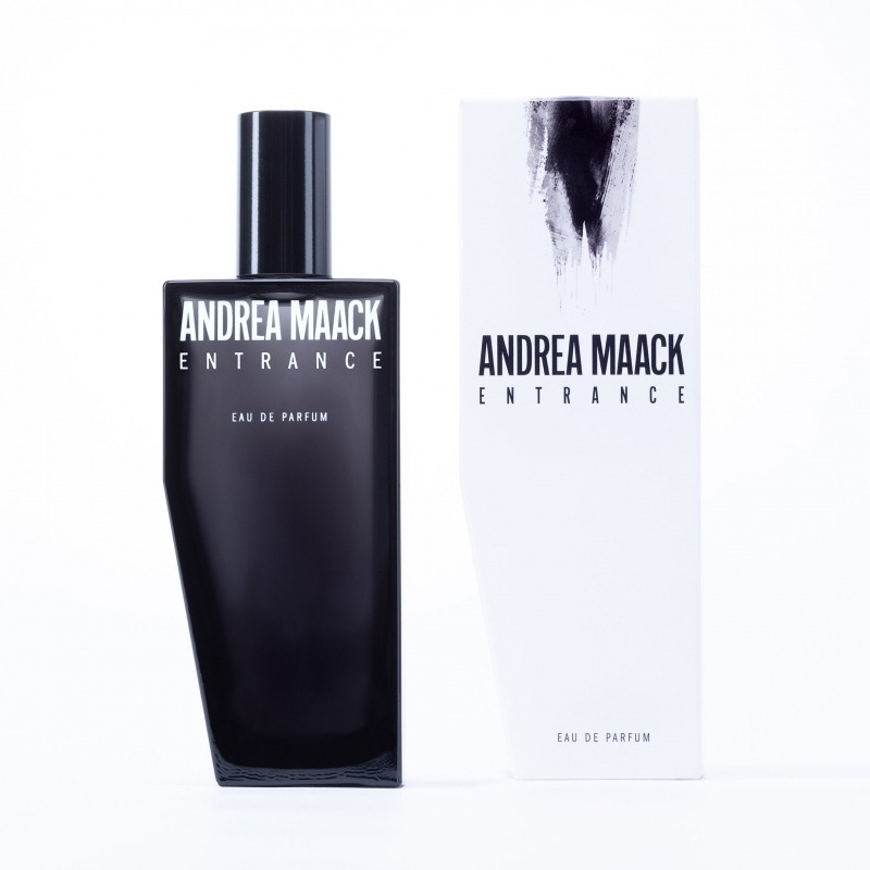X Entrance Andrea Maack