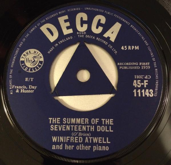 7-дюймовая пластинка WINIFRED ATWELL - The Summer Of The Seventeenth Doll  45F11143 Decca 1959 UK Jazz Б/у beige RecordCityJP