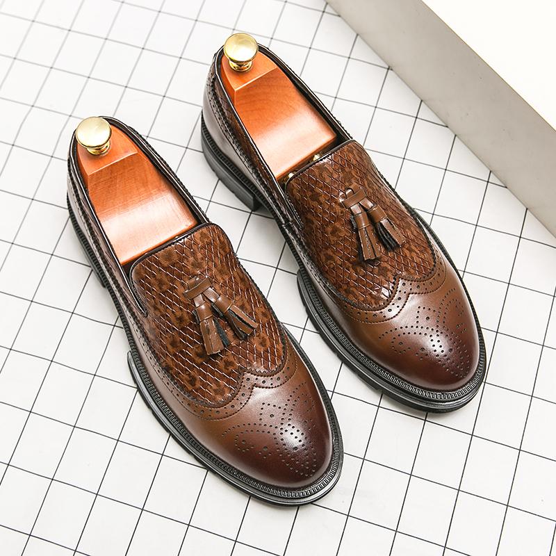 New Loafers for Men Tassels Round Toe Slip-On Spring Autumn Men Dress Shoes Wedding 2024 Fashion Brand Block Carved Leather Shoe 38 коричневый Glide Gear
