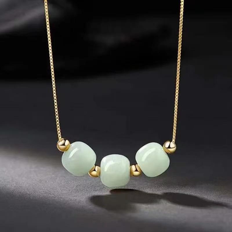 Hetian Jade Three Life Three World Ожерелье Bucket Beads Нефритовый кулон Нефритовые украшения Подвесной светильник Роскошная ниша Высокое качество Ощущение black Original jewelry design