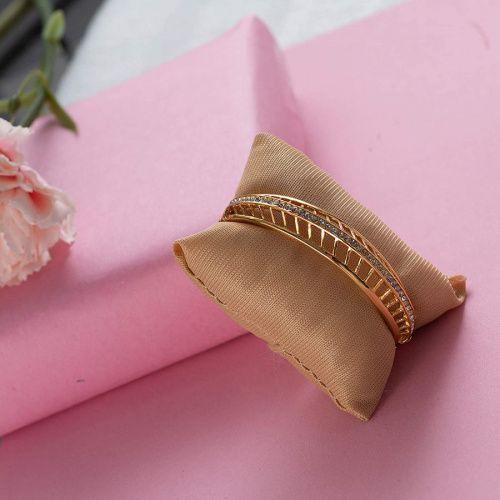 Женский браслет-манжета Estele Gold Plated с заклепками и перьями pink