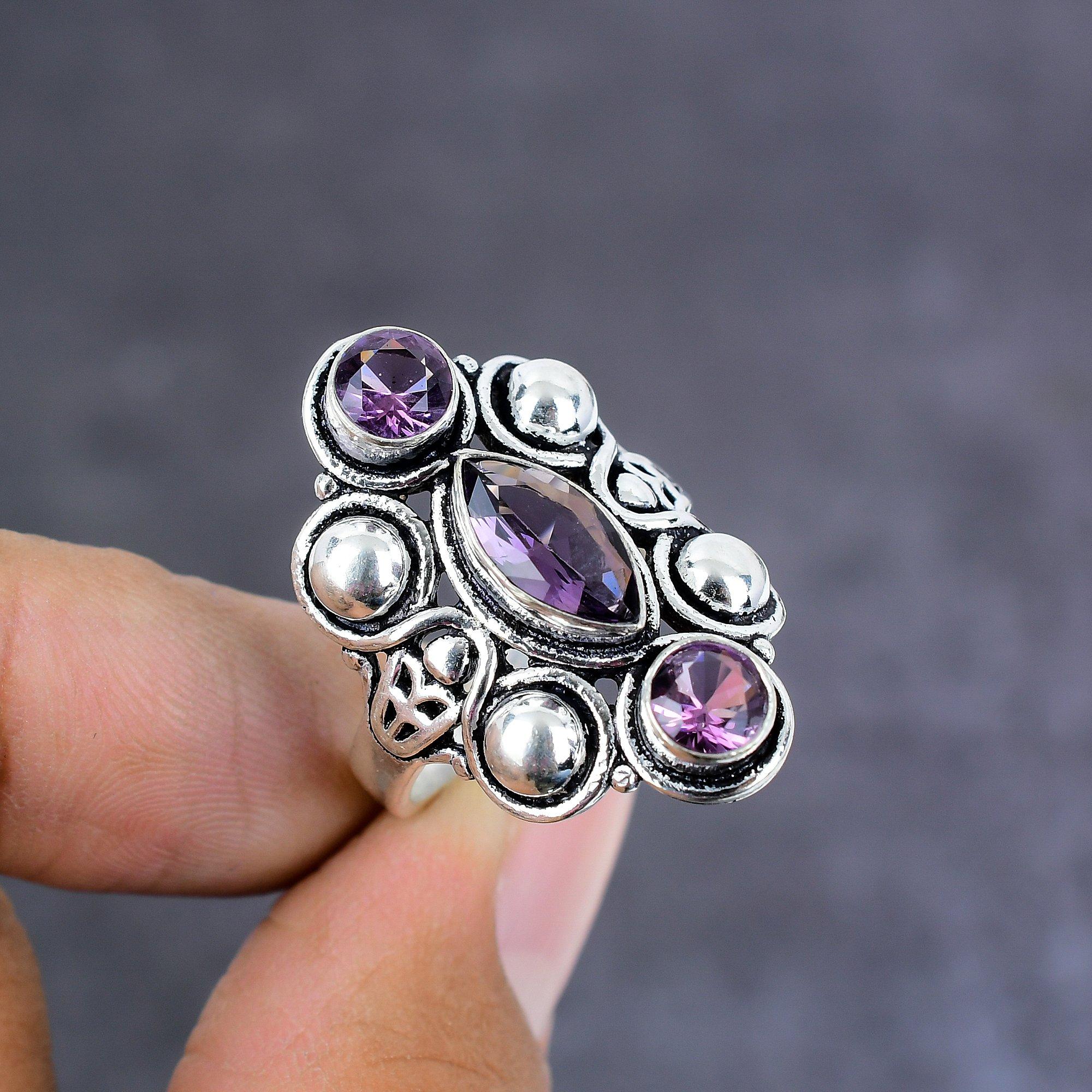 Кольцо из серебра 925 пробы с натуральным аметистом, размер 8, g3v27 gray Manju Jewels Paradise