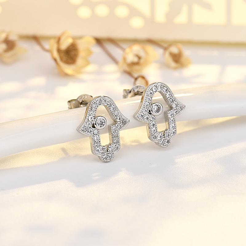 Новые серьги «Глаза дьявола» атмосферные серьги «Рука удачи» beige Wucifang Jewelry