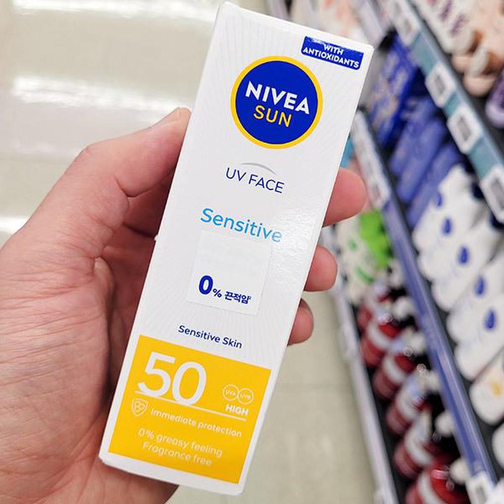 Nivea Sun Sensitive Face Солнцезащитный крем для лица 50 мл brown