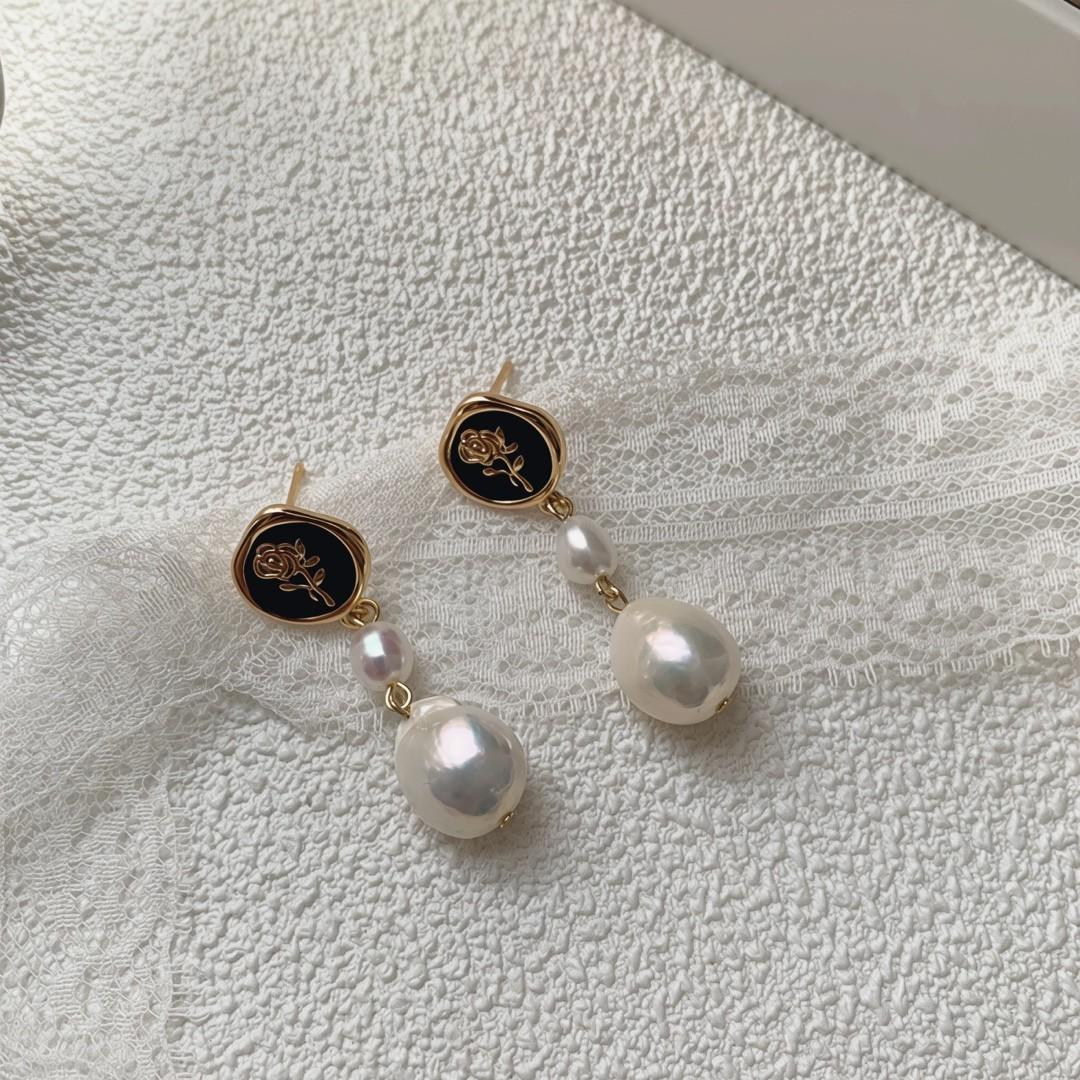 Natural Fashion Edison Baroque Pearl Earrings Silver Needle Niche Design Sense Daily ins Wind Rose Earrings Natural water drop wrinkled edison earrings gray 22646