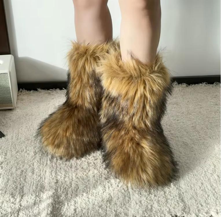 Новые зимние меховые цельные женские зимние сапоги из меха енота, меховые ботинки для улицы, сапоги средней длины 36(EU 35) white Outdoor snow boots
