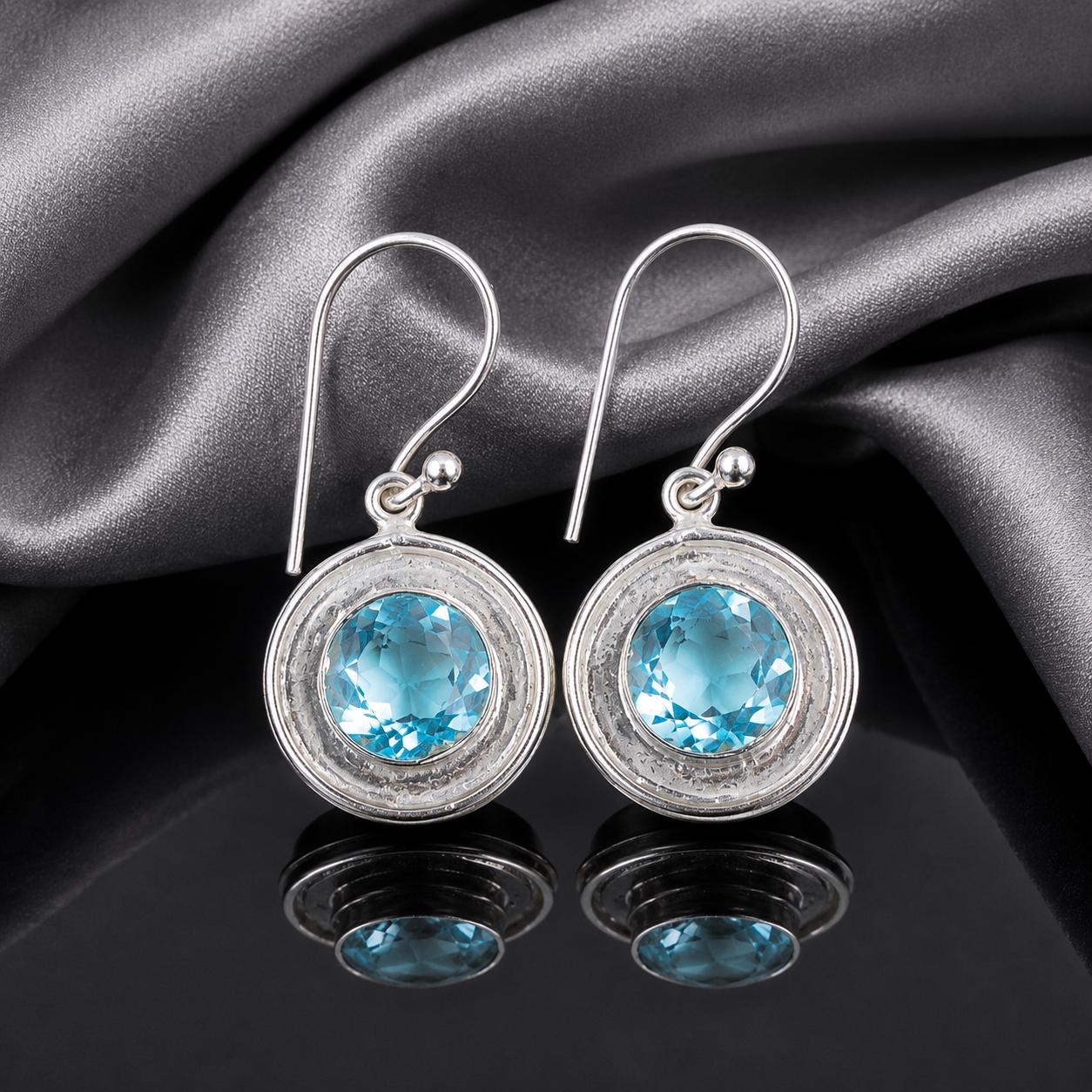 Небесно-голубой топаз Драгоценный камень 925 пробы Стерлинговое серебро Ювелирные изделия Ручная работа Серьги-крючки 1,40  Подарок на День благодарения EE-4-8 gray Vaibhav Gems & Jewels