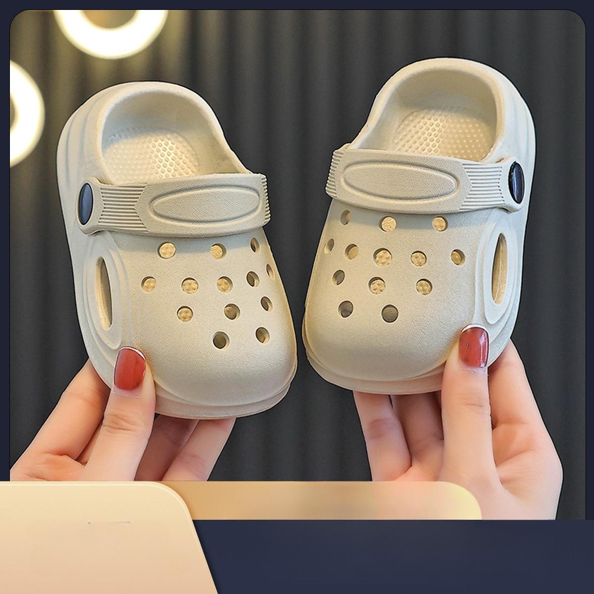Kids Hole Sandals Soft Non Slip Beach Slippers Breathable Casual Summer Shoes For Boys And Girls Lightweight Comfortable 18-19 gray Ruidi bb