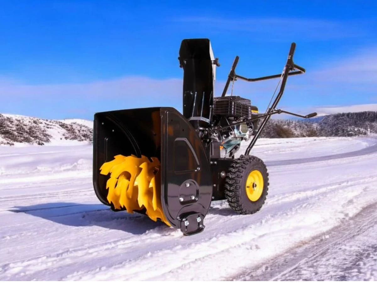 Снегоуборщик CHAMPION ST656 Чемпион