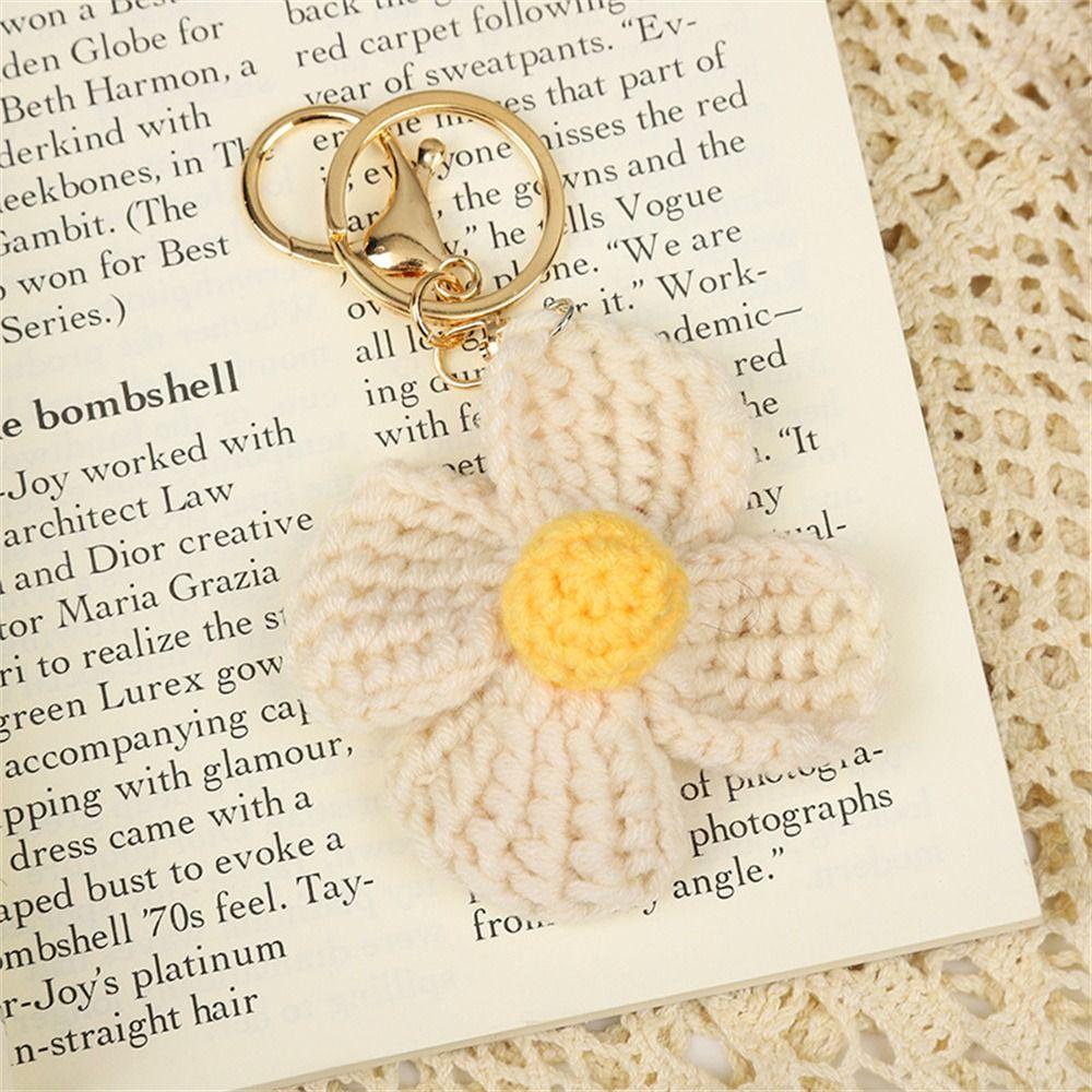 Sweet Cute Crochet Flowers Cartoon Weaved Keyrings Girl Women Knitted Keychain  Car Pendant белый Wanghengch