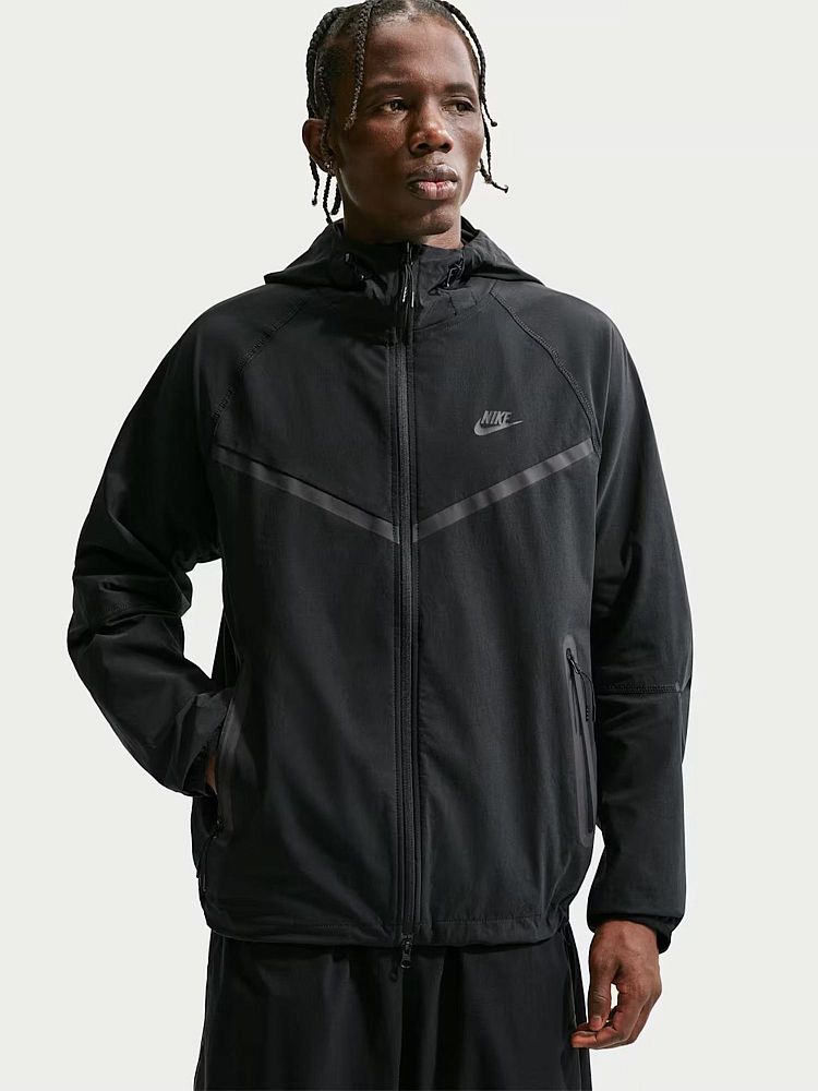 Мужская ветровка Tech Dri-FIT Woven Full-Zip Windrunner Jacket Nike IU6965-010-M