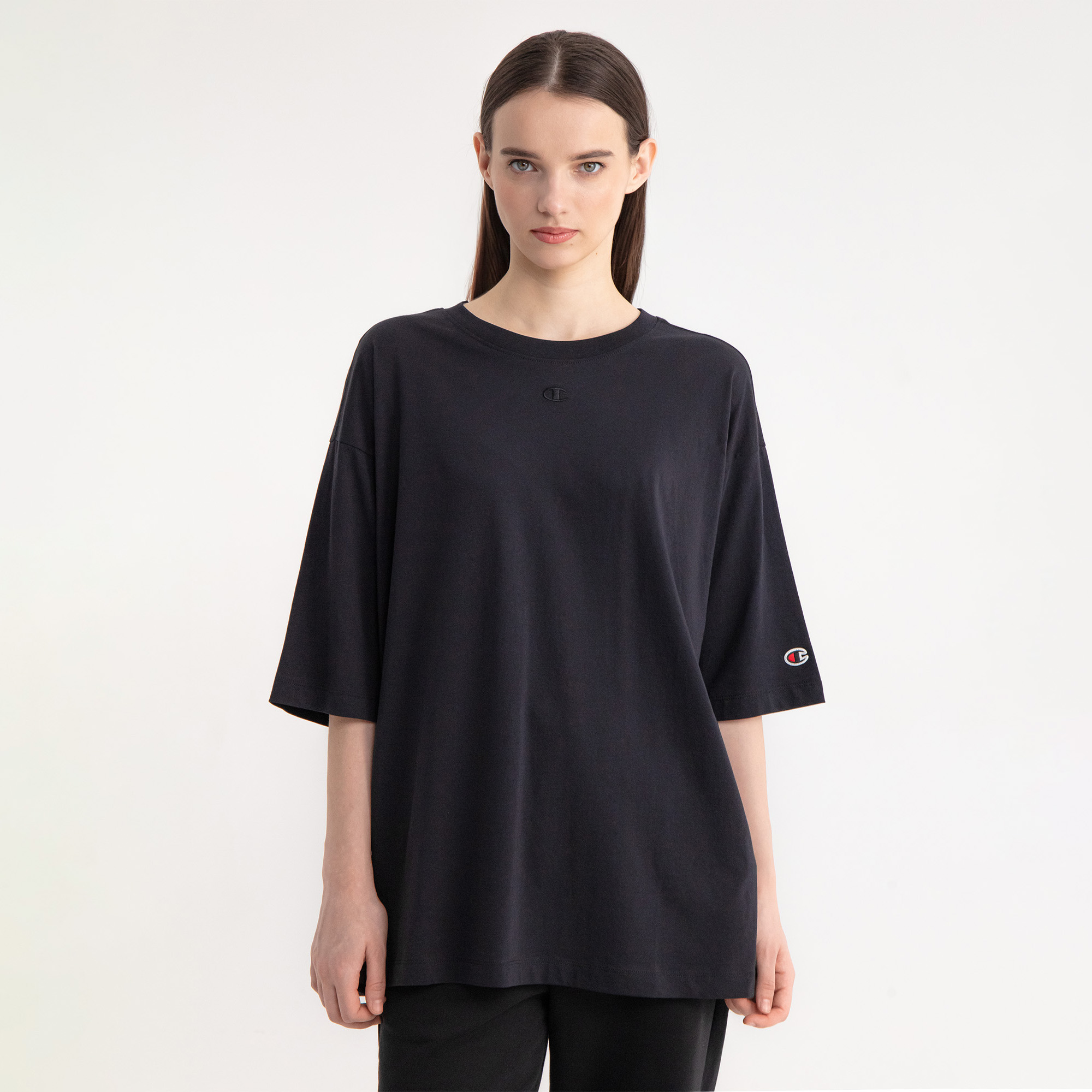 Женская футболка Crewneck Tee Champion 117537-KK001-L