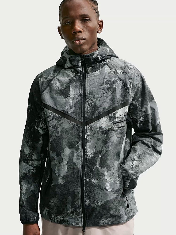 Мужская ветровкаTech Windrunner Dri-FIT Woven Full-Zip Jacket Nike IF1333-010-2XL