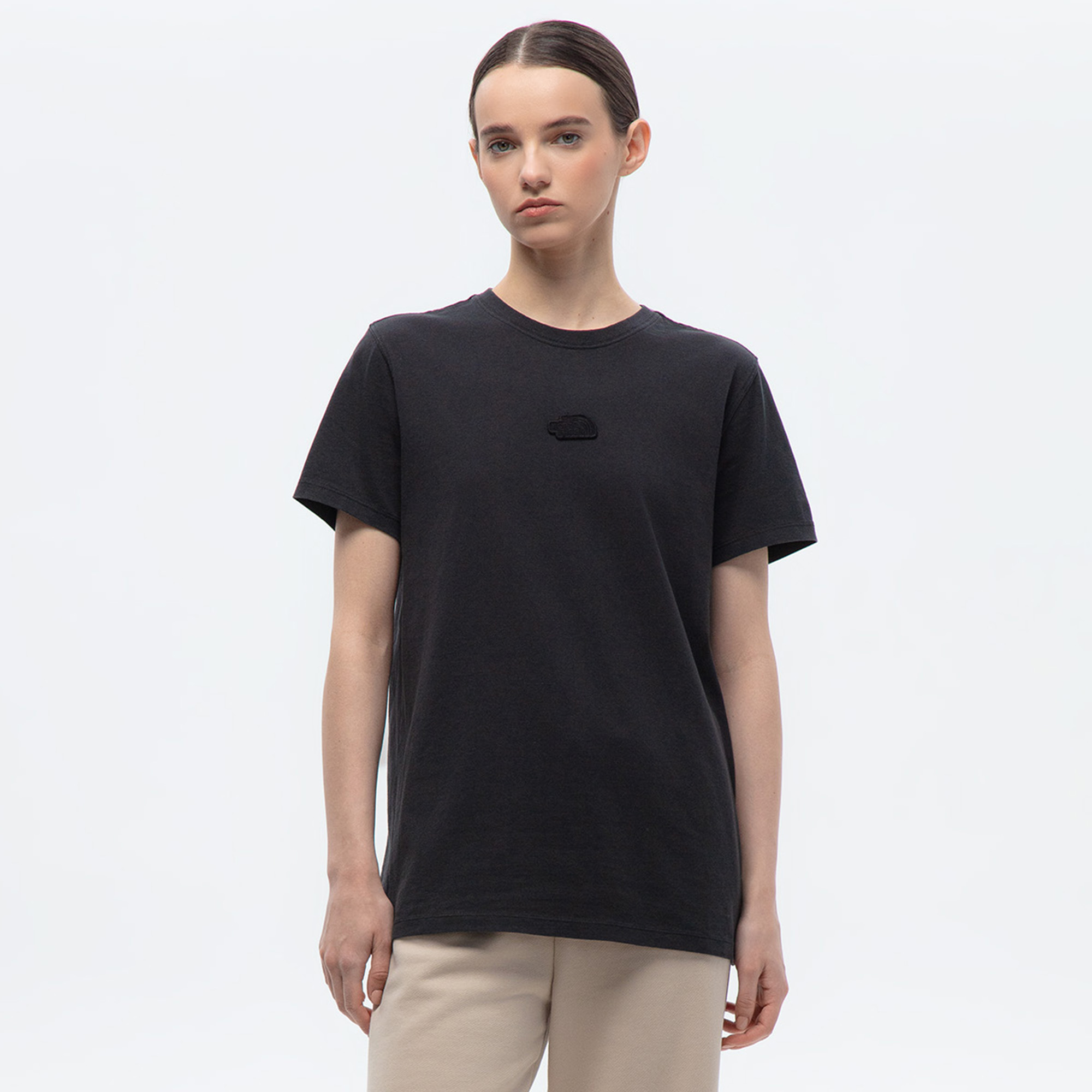 Женская футболка Nature Relaxed Black The North Face NF0A8BVWJK31-XS