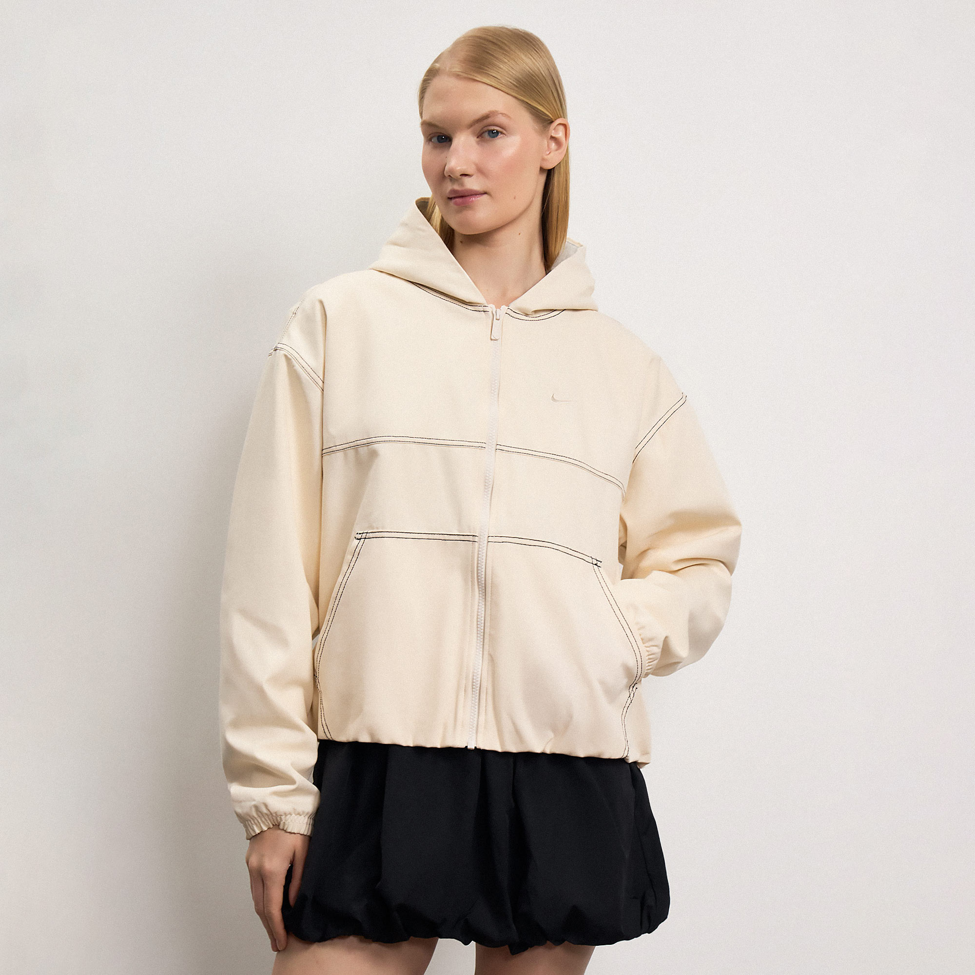 Женская ветровка Sportswear Oversized Workwear Jacket Nike IF0336-103-M