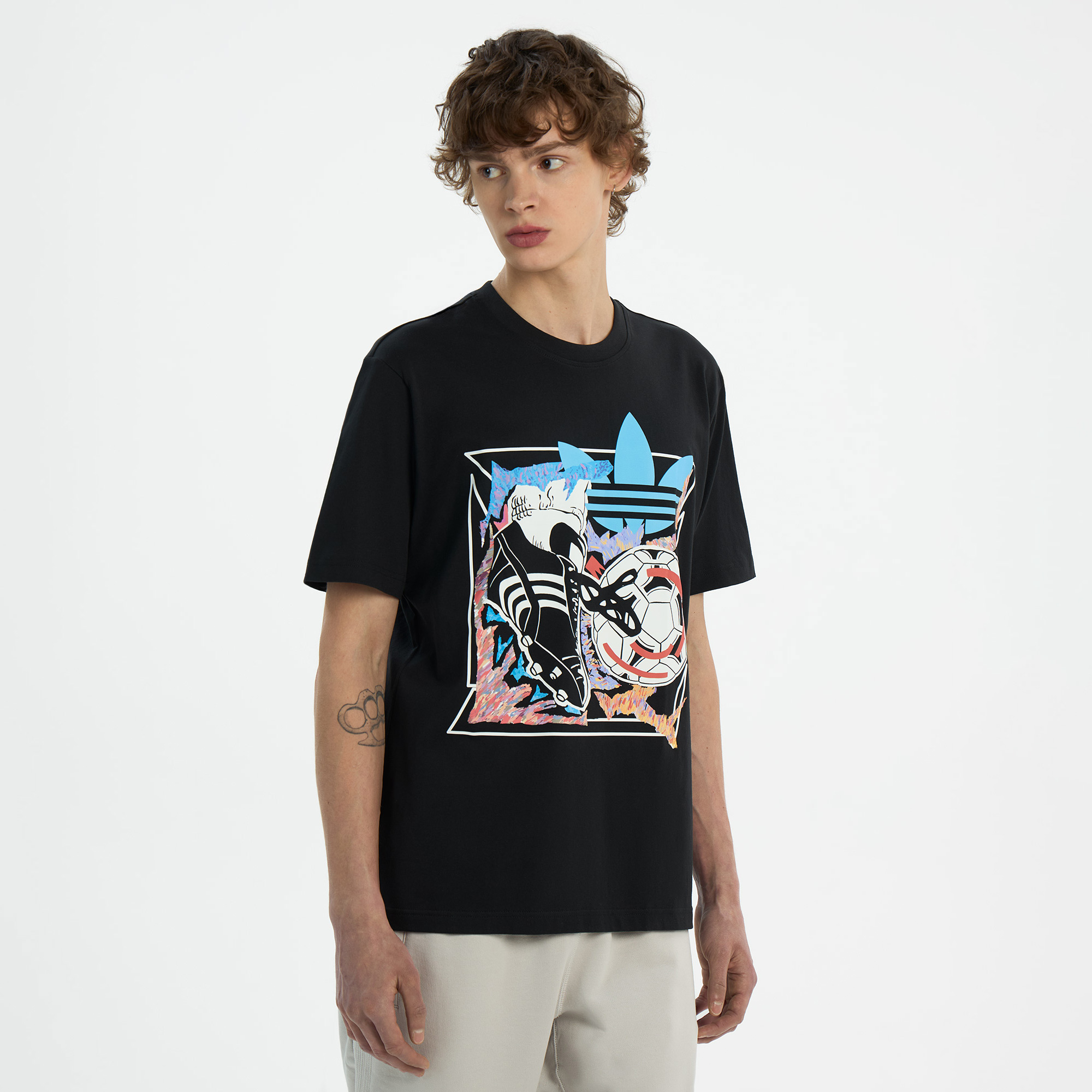 Мужская футболка Archive Anime Football Graphic Tee adidas KE2768-M
