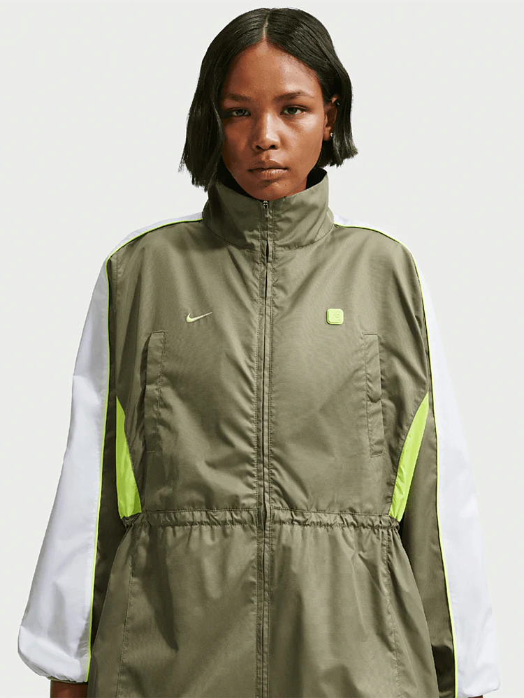 Женская ветровка Sportswear Shox Woven Jacket Nike IH0259-328-S