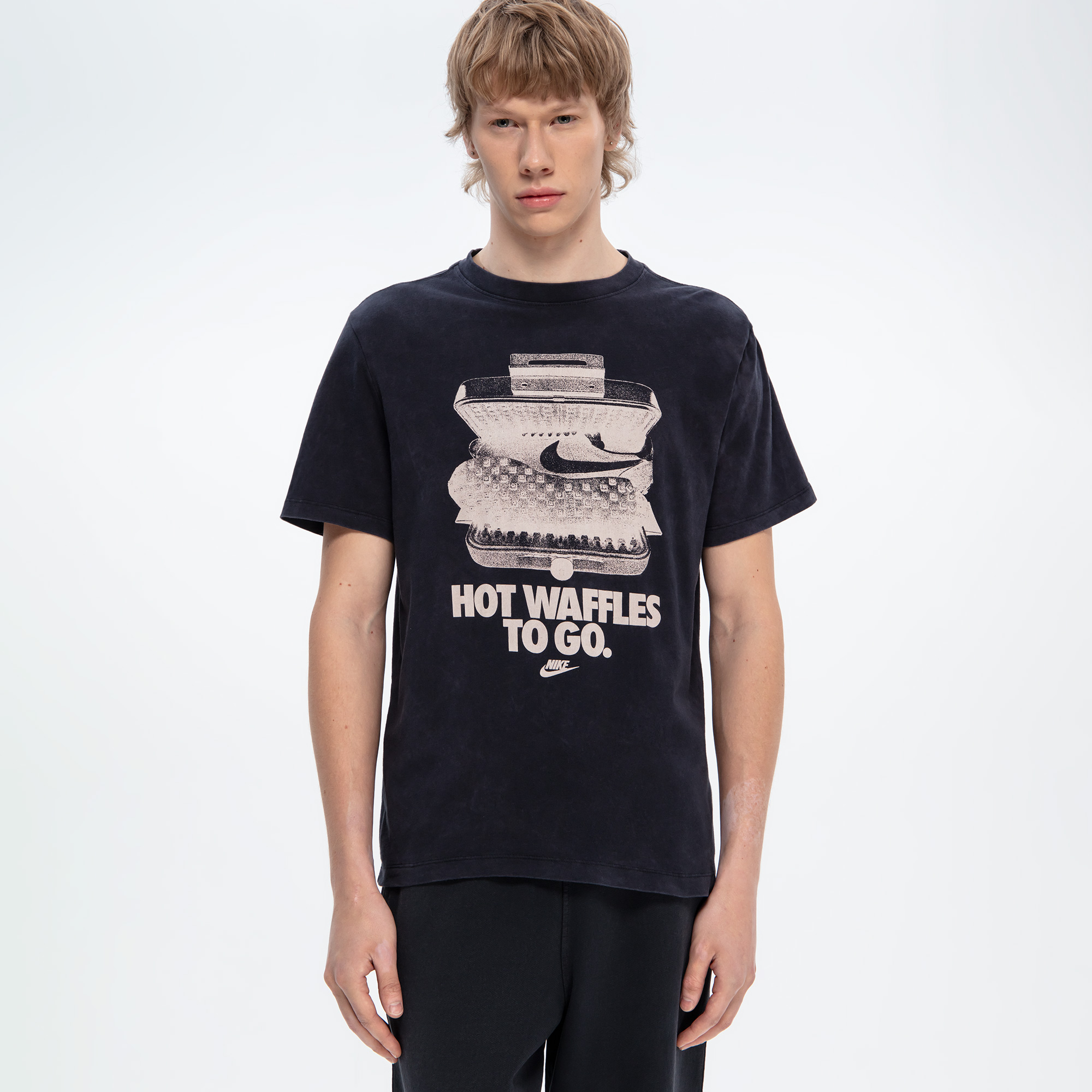 Мужская футболка Sportswear Tee Nike HV9803-010-2XL