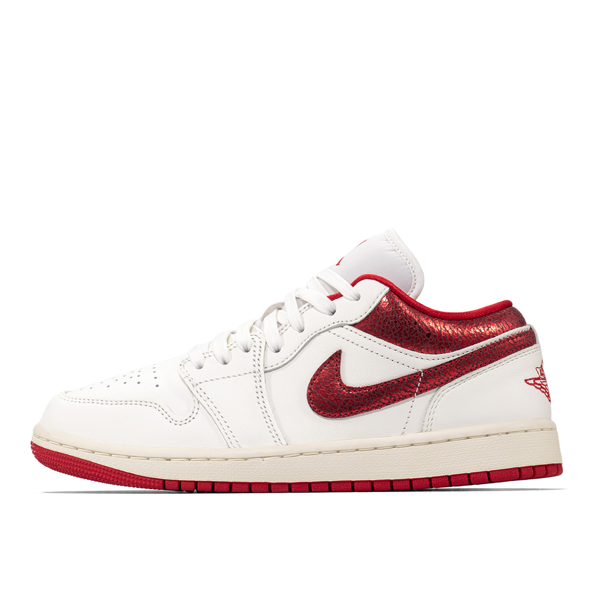 Женские кроссовки Air Jordan 1 Low SE HJ9338-106-7