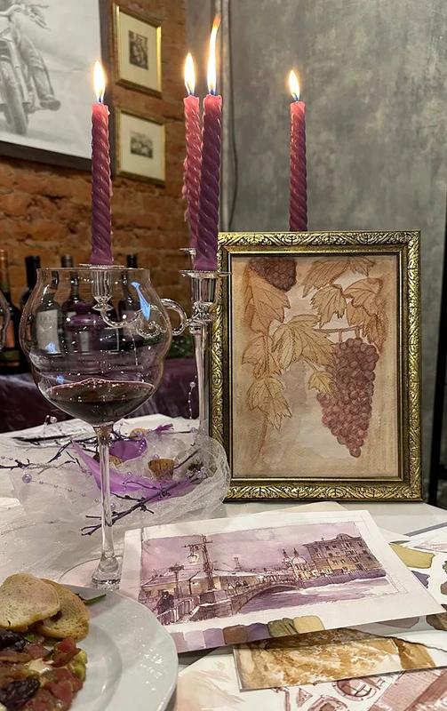 Подарочный сертификат Рисование вином: мастер-класс от художника (18+) до 1 участников 2 час. Москва БоксДари