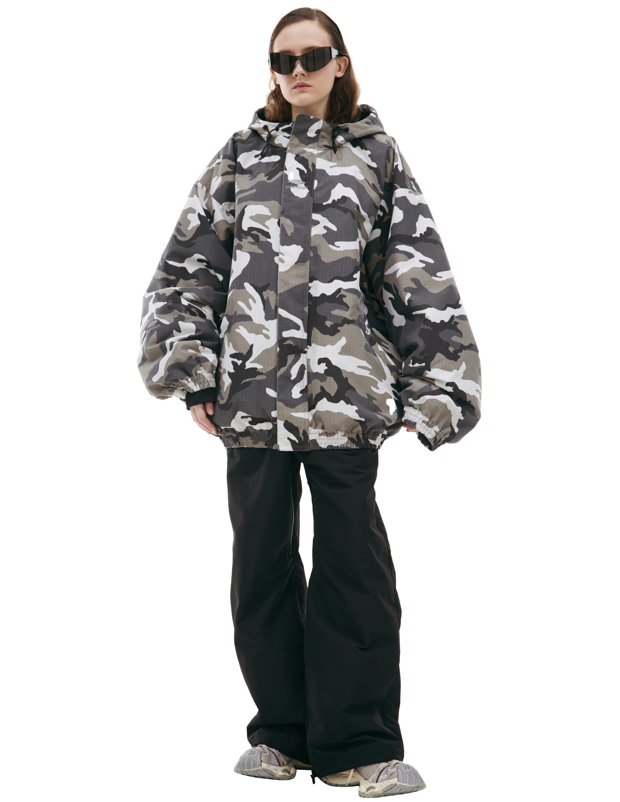 Камуфляжная куртка с капюшоном Balenciaga 813160/TRL08/1240