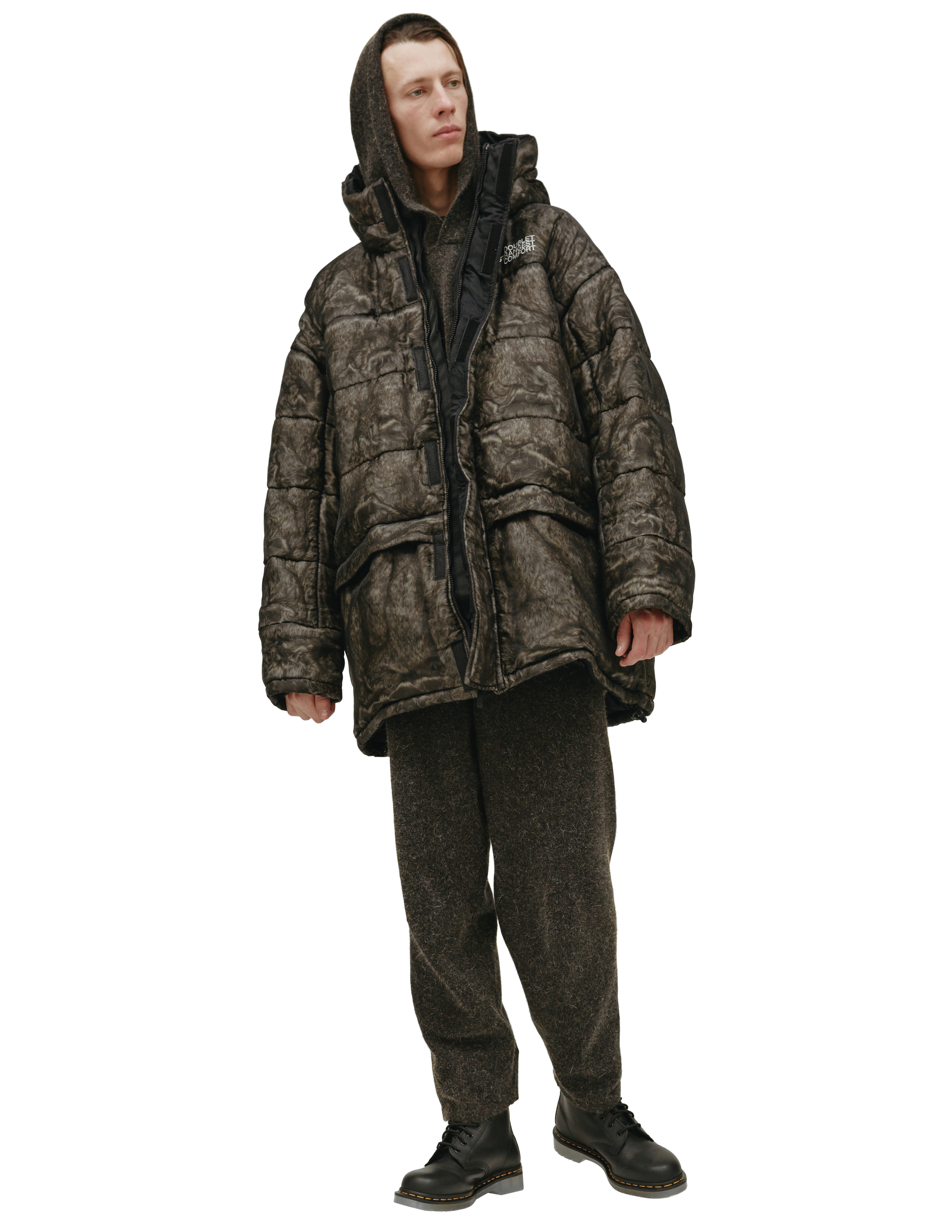 Пуховик с вышивкой логотипа Doublet 22AW10CO49