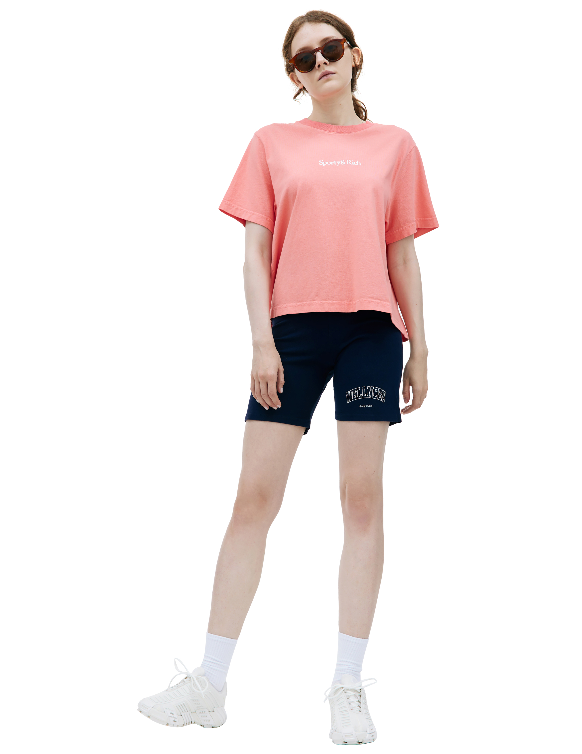 Укороченная футболка с принтом 'Drink More Water' SPORTY & RICH TS851ST