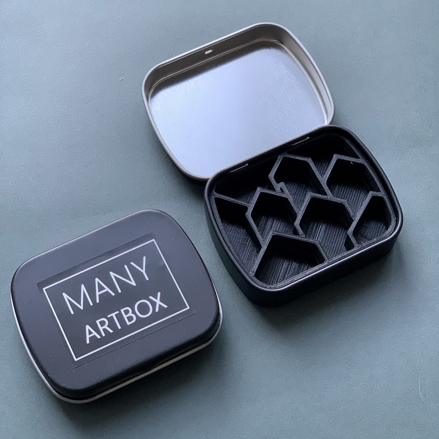 Палетка для красок "Домики" 6х5 см, цвет черный, пластик черный Many-artbox П-1103ч