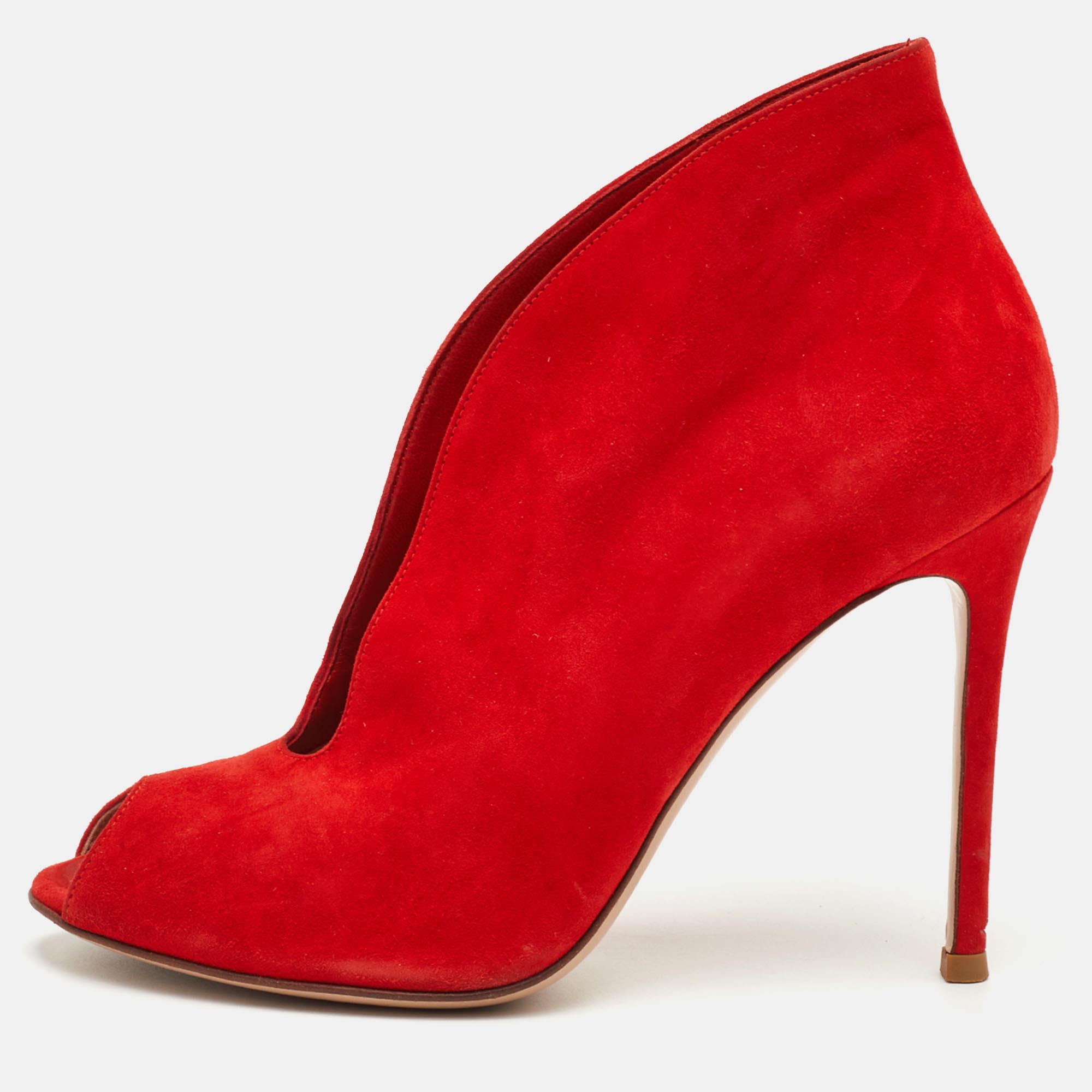 Gianvito Rossi Vamp Size 37 Bright Red Suede Peep Toe Ankle Booties