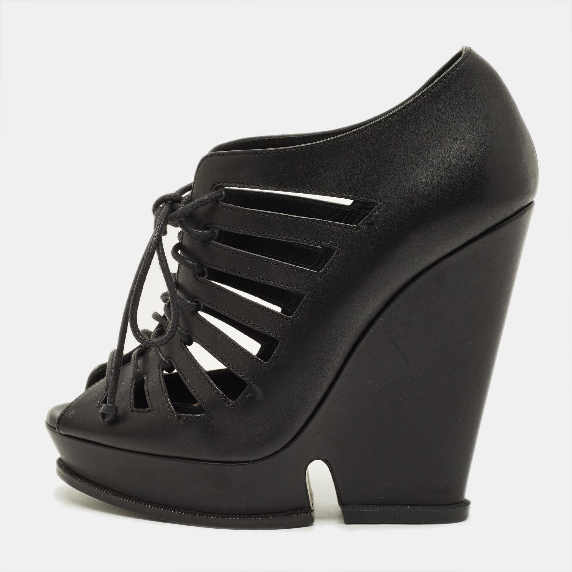 Yves Saint Laurent Hortense Size 36.5 Black Leather Booties