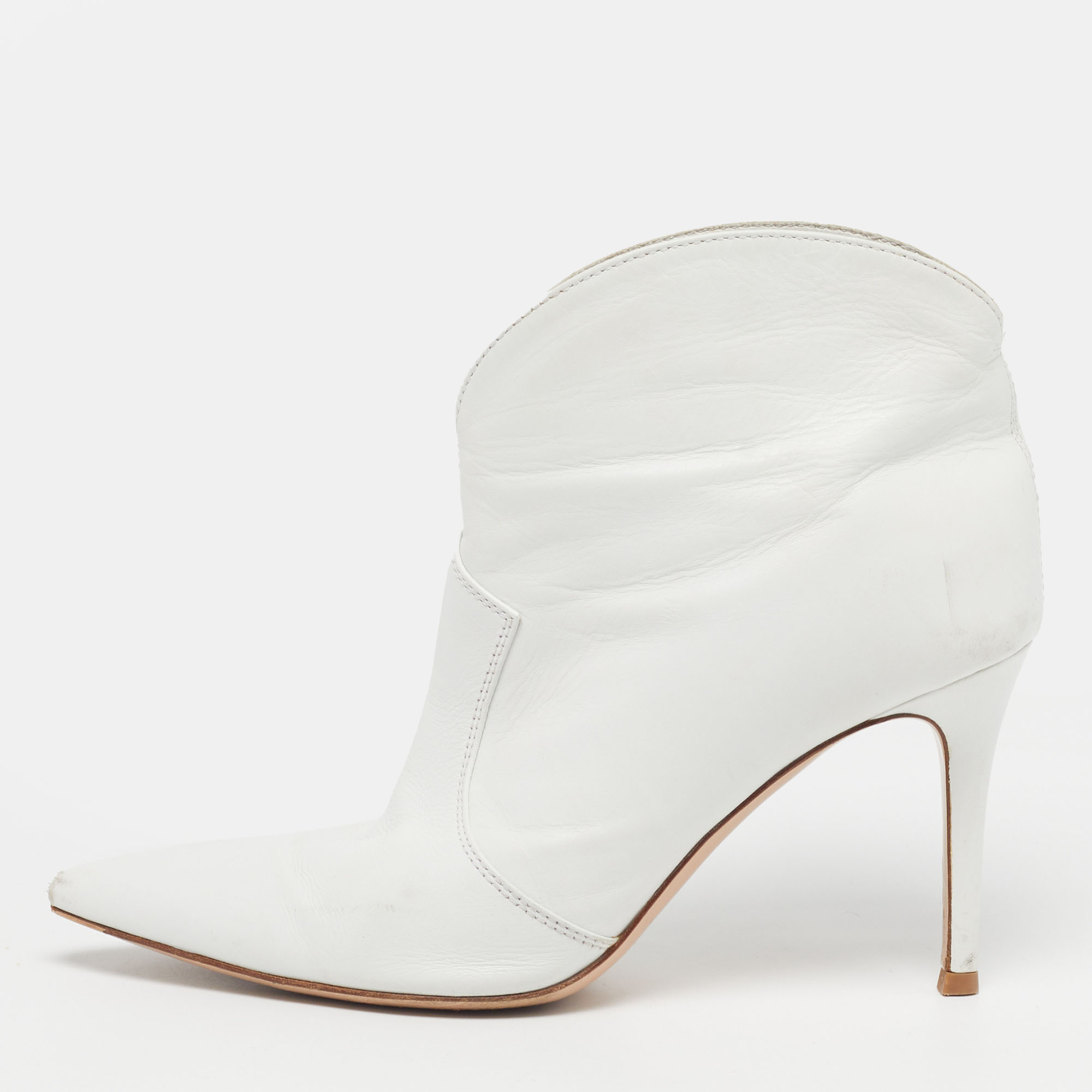 Gianvito Rossi Mable Size 37.5 White Leather Ankle Length Boots