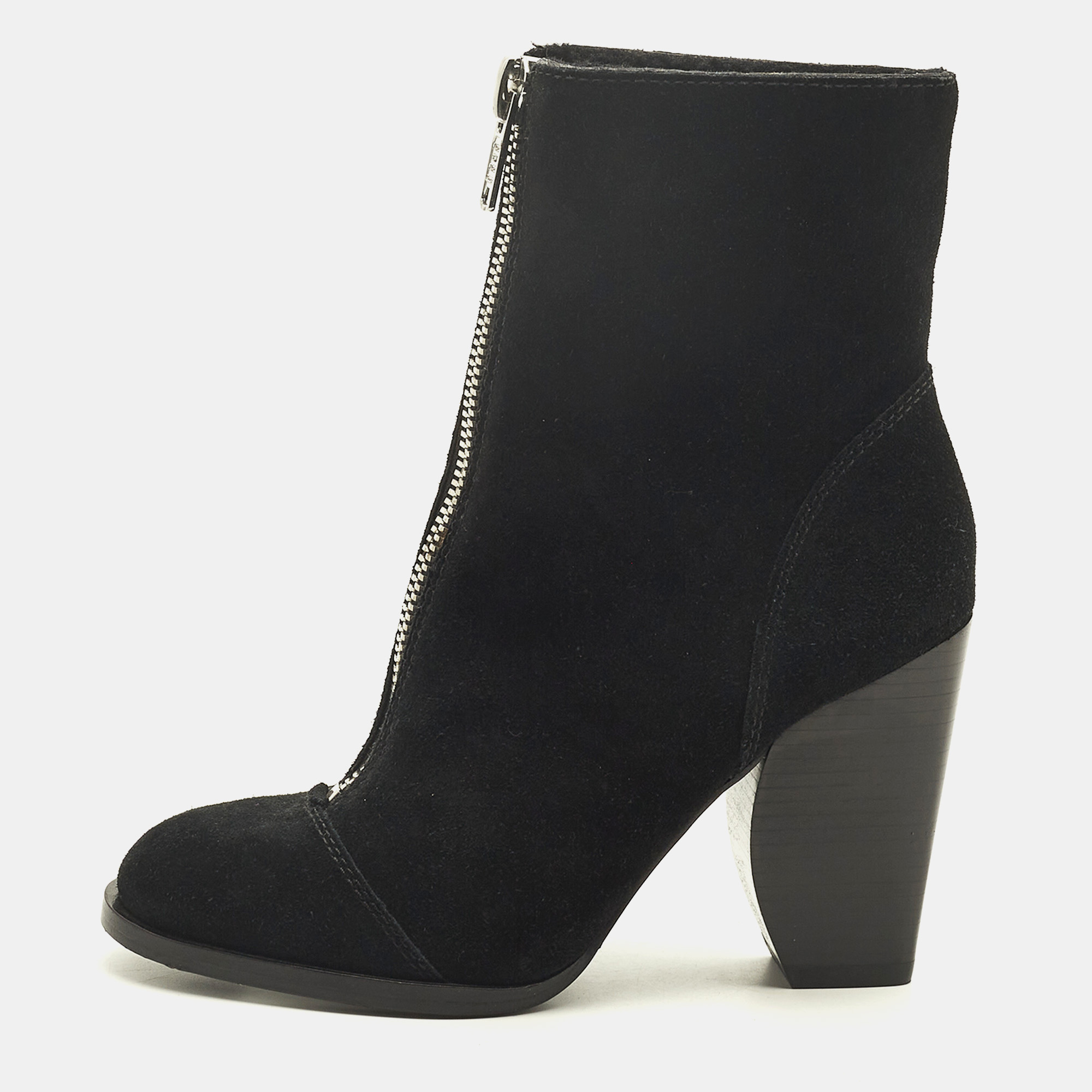 Marc by Marc Jacobs Size 35.5 Black Suede Front zip Ankle Length Boots
