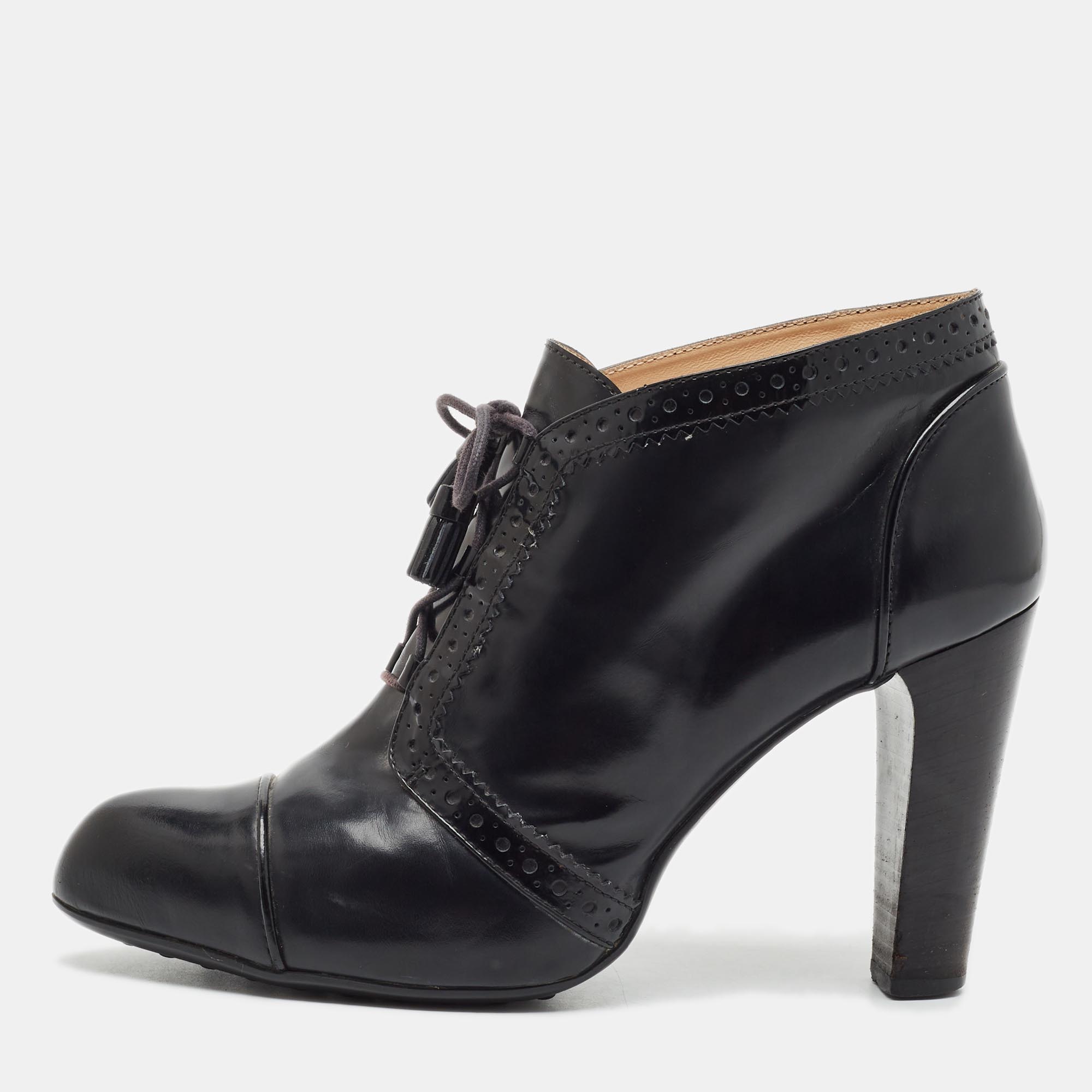 Tod's Size 40.5 Black Leather Ankle Length Boots